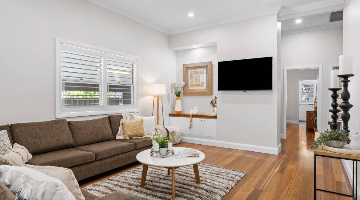 27 Kitchener Parade, Mayfield East, NSW 2304 AUSTRALIA