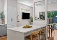 27 Kitchener Parade, Mayfield East, NSW 2304 AUSTRALIA