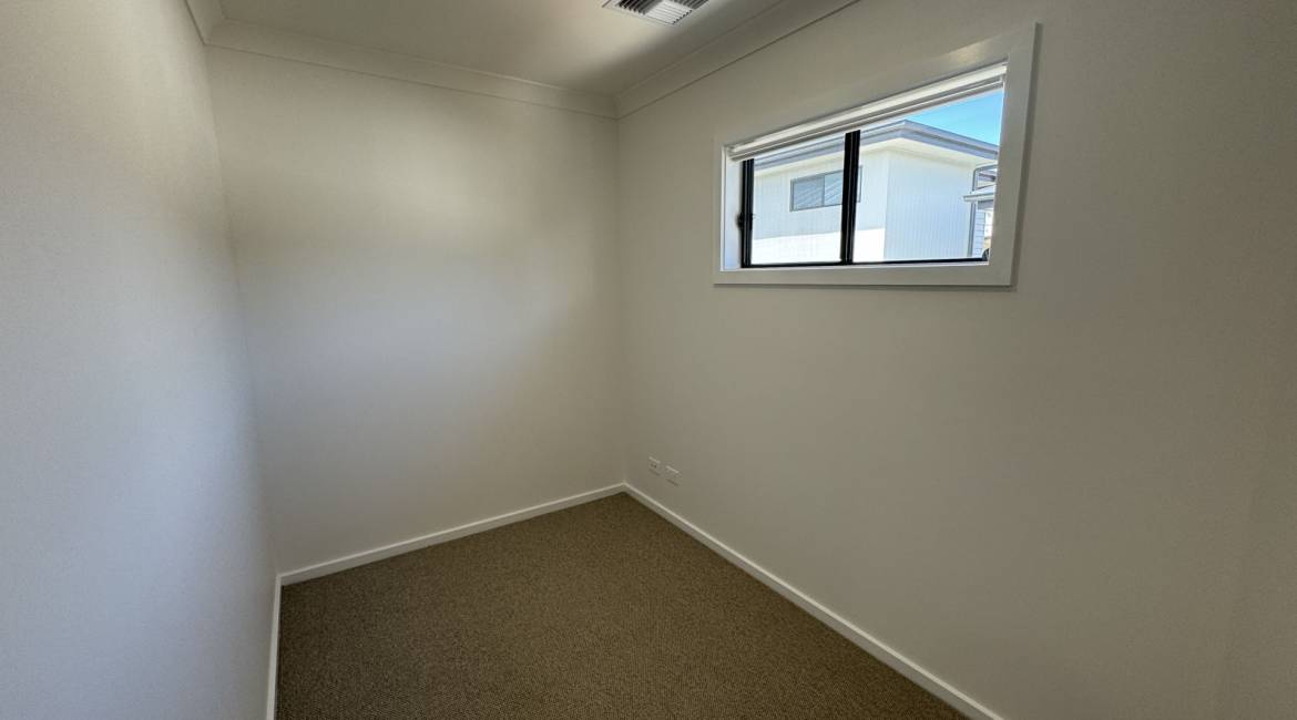 1/327 Maitland Rd, Mayfield West, NSW 2304 Australia