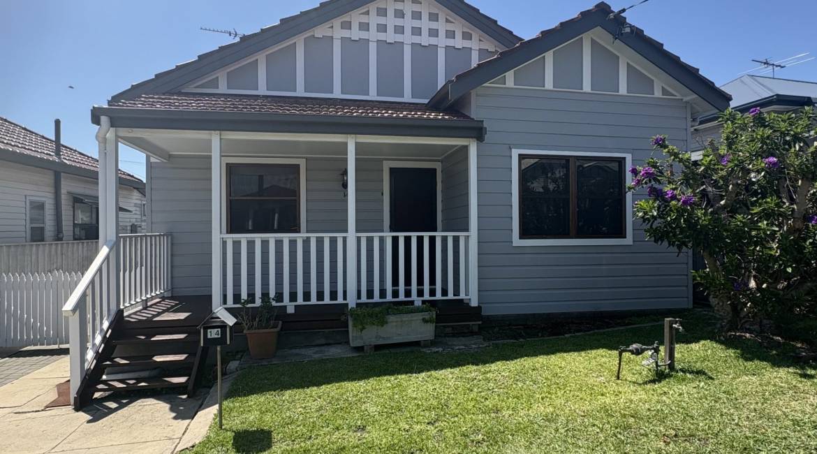 14 Thomas St, Mayfield, NSW 2304 Australia