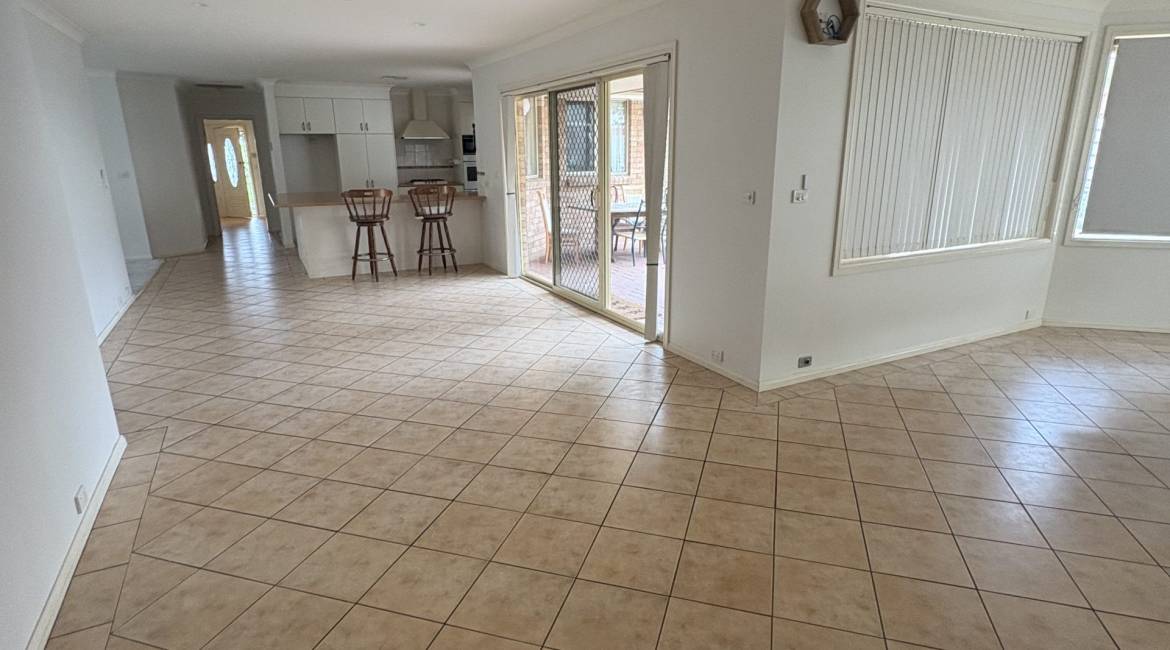 83 Decora Cres, Warabrook, NSW 2304 Australia