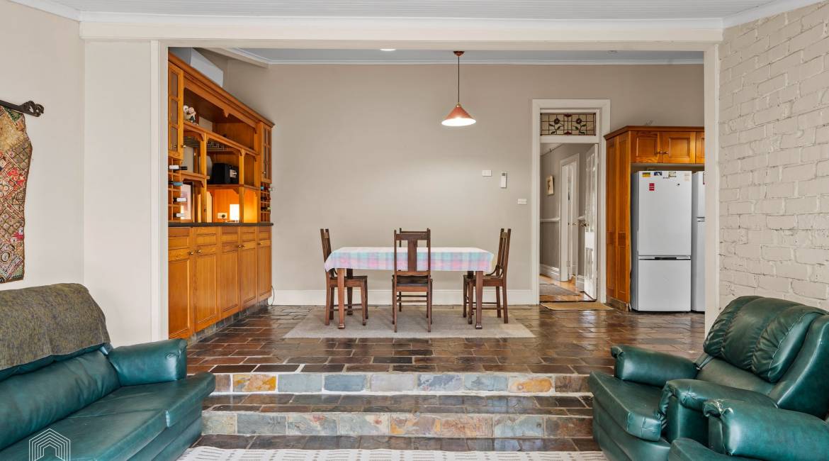 11 Sunderland Street, Mayfield, NSW 2304 AUSTRALIA