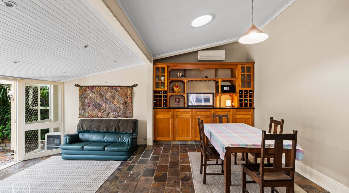 11 Sunderland Street, Mayfield, NSW 2304 AUSTRALIA