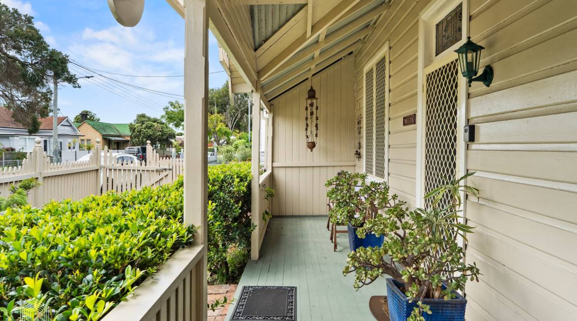 11 Sunderland Street, Mayfield, NSW 2304 AUSTRALIA