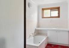 686A Pacific Highway, Belmont, NSW 2280 AUSTRALIA