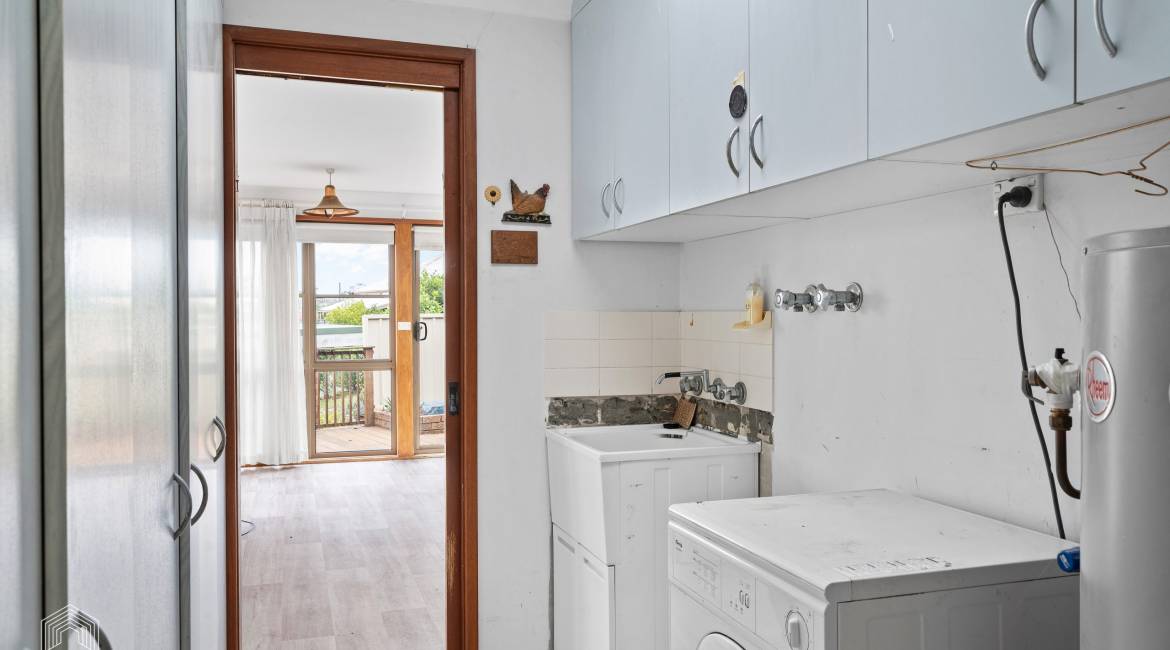 686A Pacific Highway, Belmont, NSW 2280 AUSTRALIA