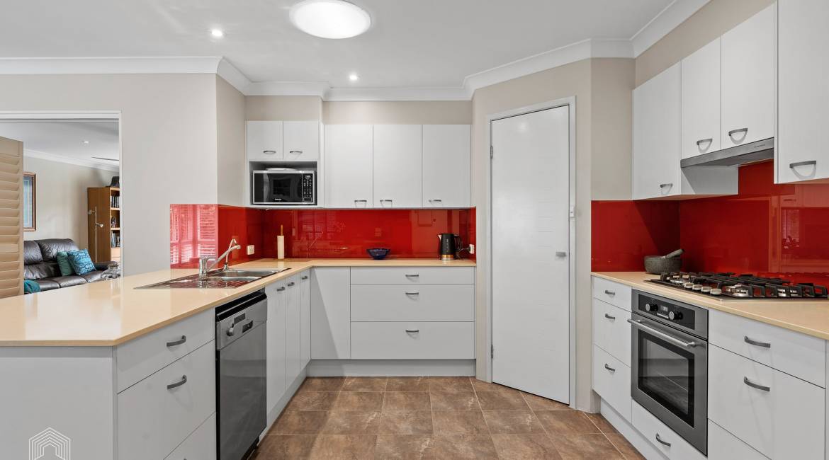 7 Arbutus Street, Valentine, NSW 2280 AU