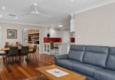 7 Arbutus Street, Valentine, NSW 2280 AU