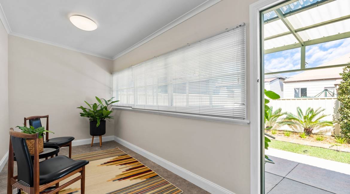 37 Gulliver Street, Hamilton, NSW 2303 AUSTRALIA