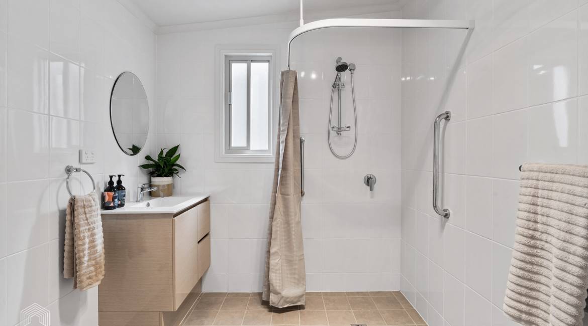 37 Gulliver Street, Hamilton, NSW 2303 AUSTRALIA