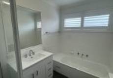 2/17 Bakeri Cct, Warabrook, NSW 2304 Australia