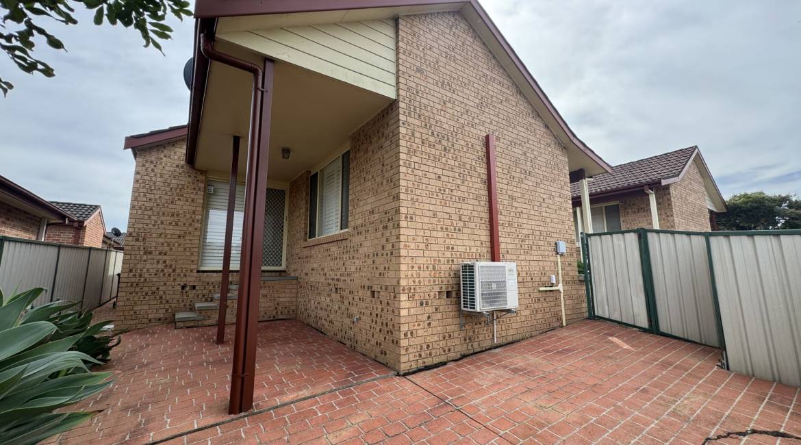 2/17 Bakeri Cct, Warabrook, NSW 2304 Australia