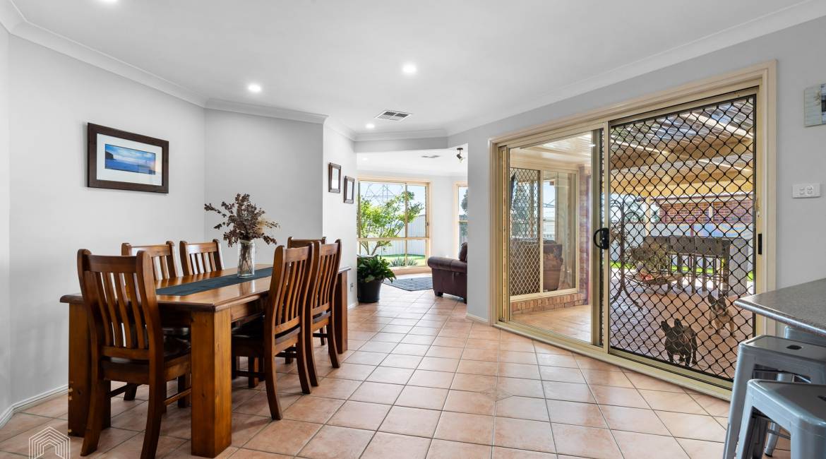 49 Decora Crescent, Warabrook, NSW 2304 AU