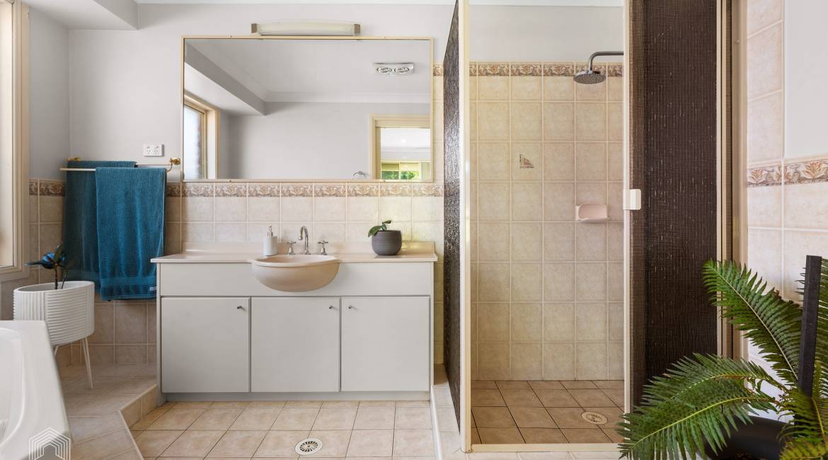 49 Decora Crescent, Warabrook, NSW 2304 AU