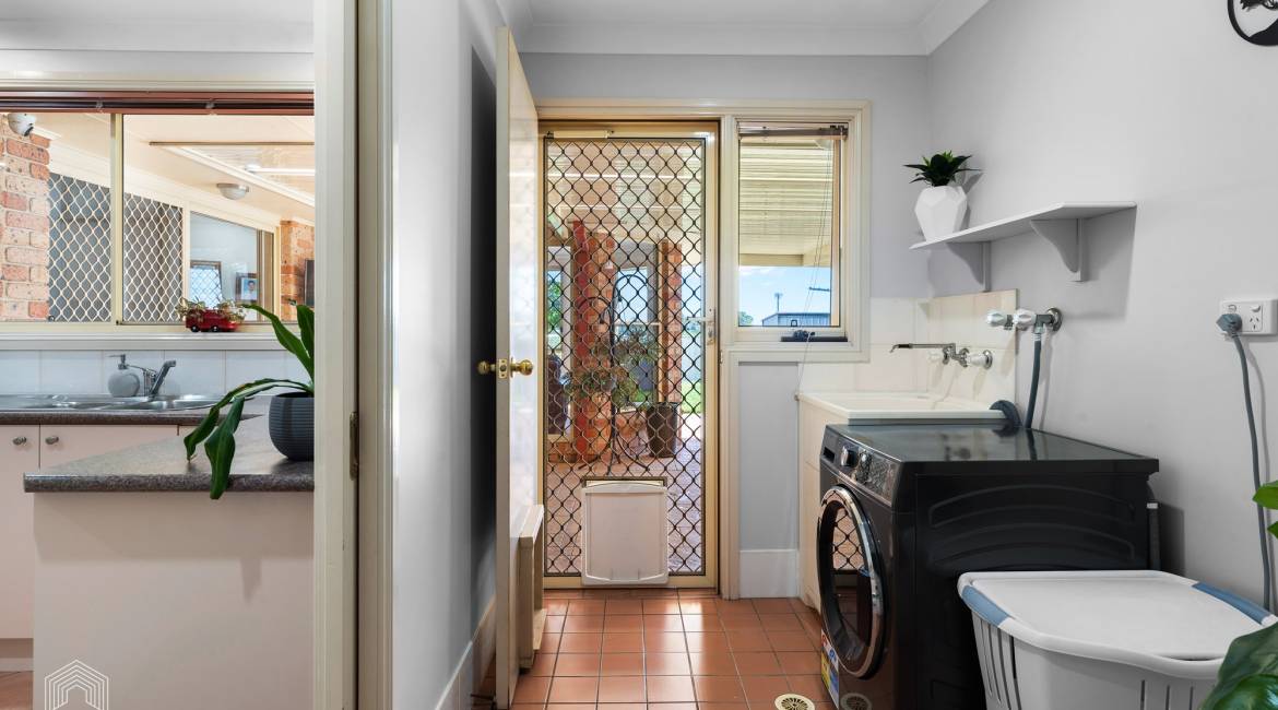 49 Decora Crescent, Warabrook, NSW 2304 AU