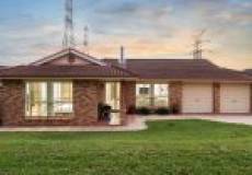 49 Decora Crescent, Warabrook, NSW 2304 AU