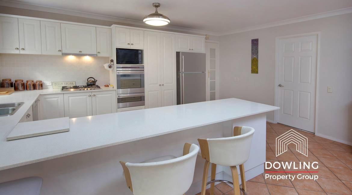 15 Sandalwood Place, Garden Suburb, NSW 2289 AU