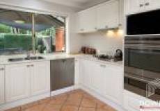 15 Sandalwood Place, Garden Suburb, NSW 2289 AU