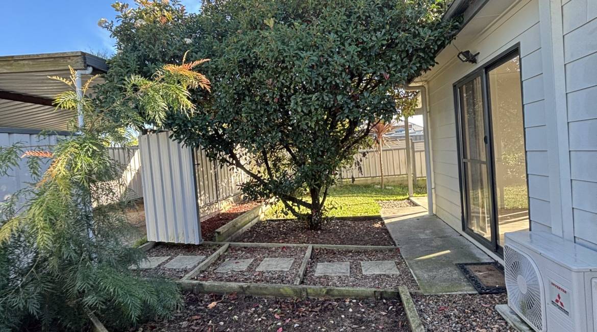 19B Merthyr, Kurri Kurri, NSW 2327 Australia