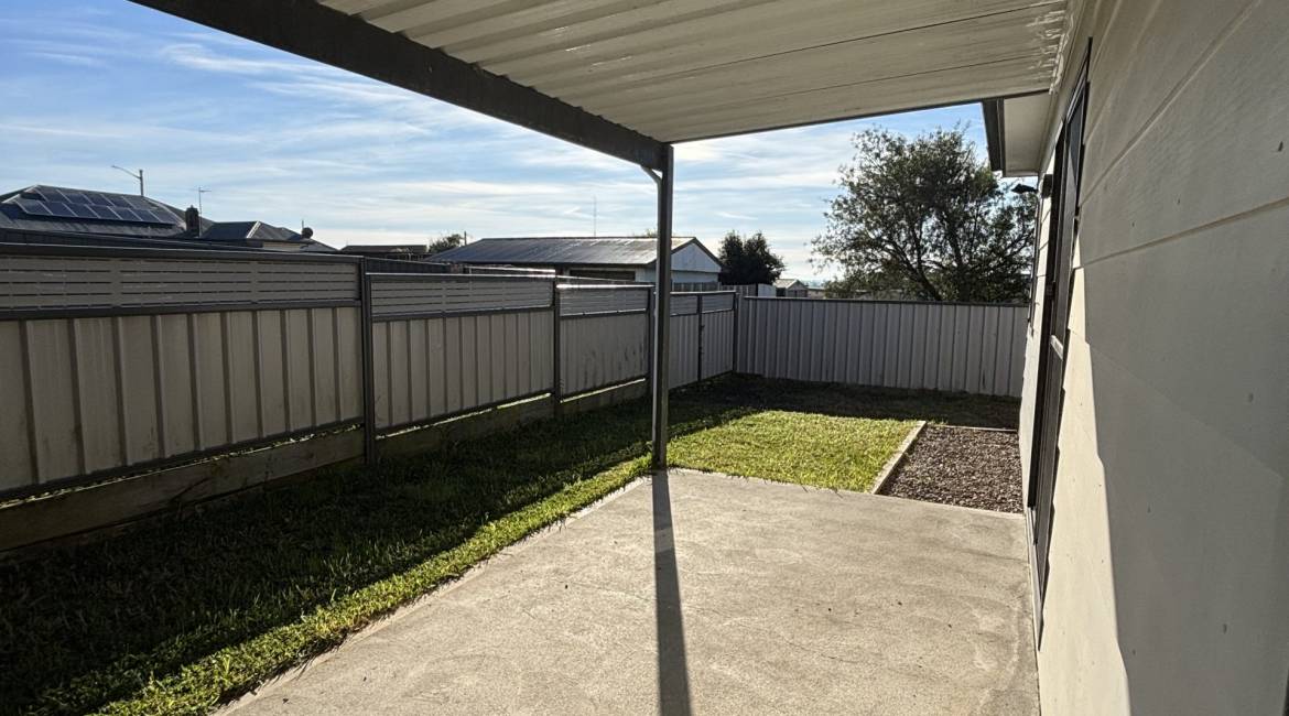 19B Merthyr, Kurri Kurri, NSW 2327 Australia