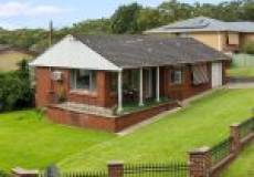 11 Guna Street, Charlestown, NSW 2290 AUSTRALIA