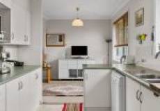 11 Guna Street, Charlestown, NSW 2290 AUSTRALIA