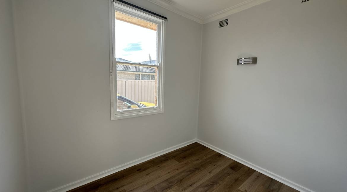 2/38 Charles St, Warners Bay, NSW 2282 Australia