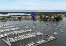 686A Pacific Hwy, Belmont, NSW 2280 Australia