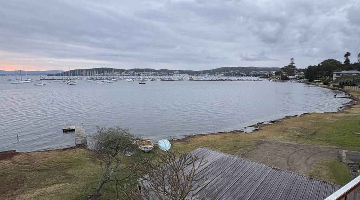 686A Pacific Hwy, Belmont, NSW 2280 Australia