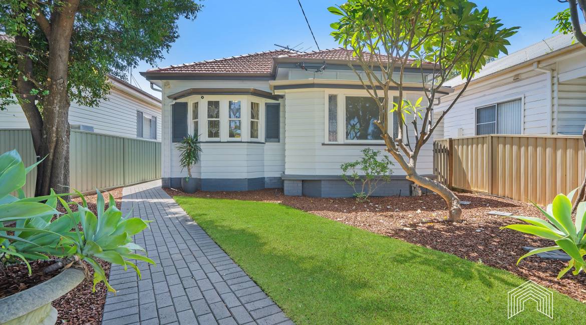 57 Waratah St, Mayfield, NSW 2304 Australia