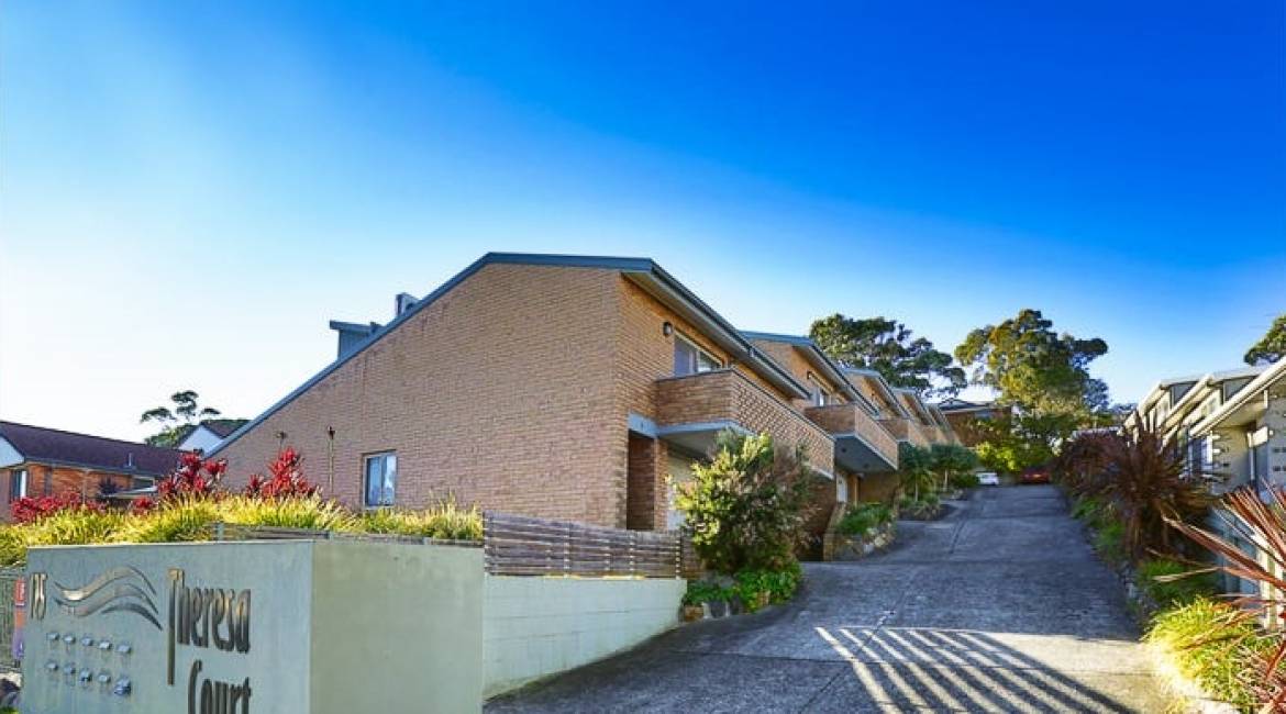 10/125 Brooks St, Bar Beach, NSW 2300 Australia