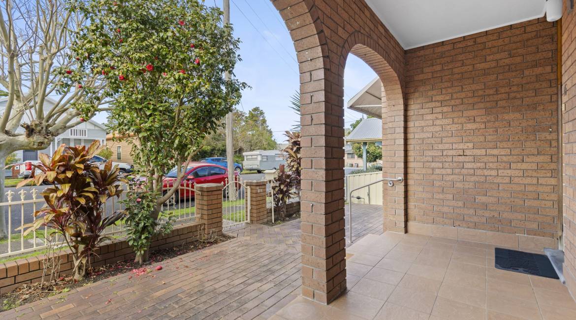 16 Oliver St, Hamilton, NSW 2303 Australia
