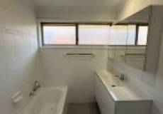 1/40 Kimian Ave, Waratah West, NSW 2298 Australia