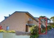 2/125 Brooks St, Bar Beach, NSW 2300 Australia