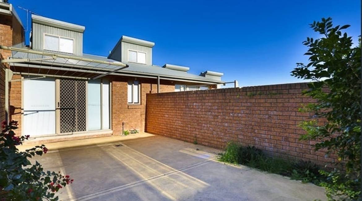 2/125 Brooks St, Bar Beach, NSW 2300 Australia