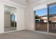2/125 Brooks St, Bar Beach, NSW 2300 Australia