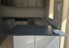 2/125 Brooks St, Bar Beach, NSW 2300 Australia