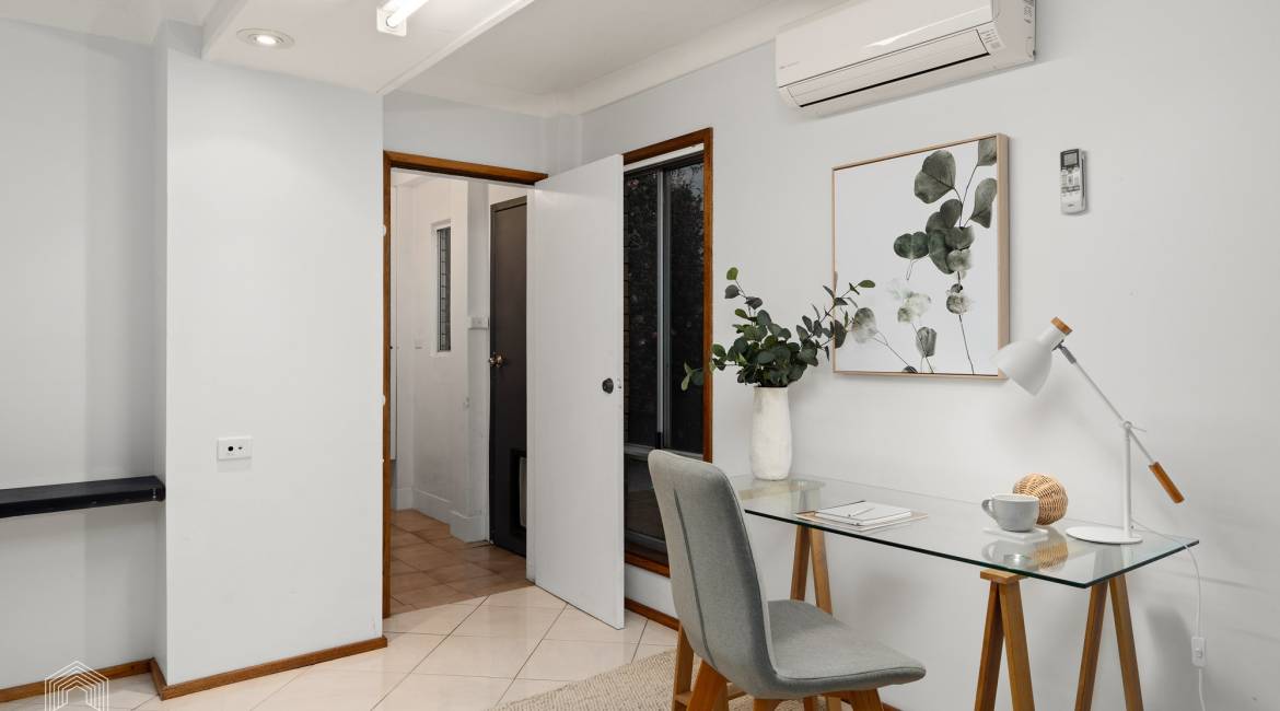 20 Holly Circuit, New Lambton Heights, NSW 2305 AUSTRALIA