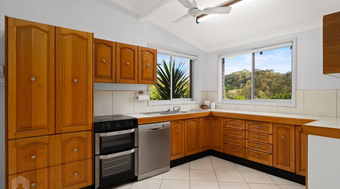 20 Holly Circuit, New Lambton Heights, NSW 2305 AUSTRALIA