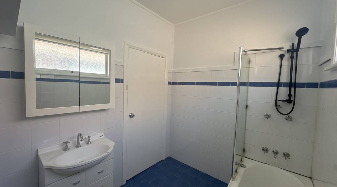 1/14 Heshbon St, Gateshead, NSW 2290 Australia