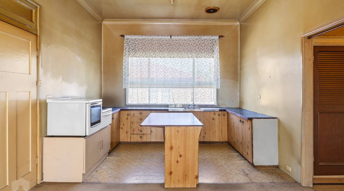 8 Woodstock Street, Mayfield, NSW 2304 AUSTRALIA