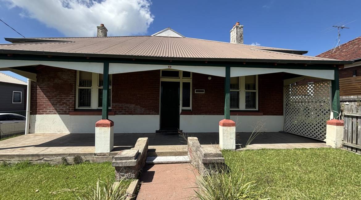 2/69 Crebert St, Mayfield East, NSW 2304 Australia