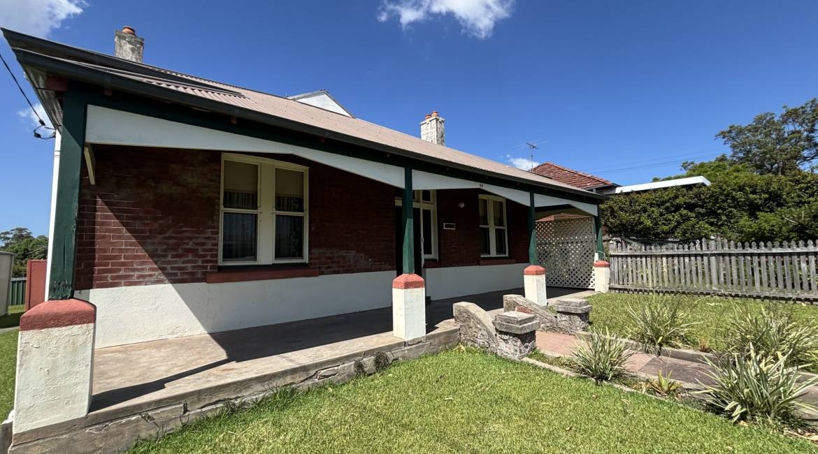 2/69 Crebert St, Mayfield East, NSW 2304 Australia