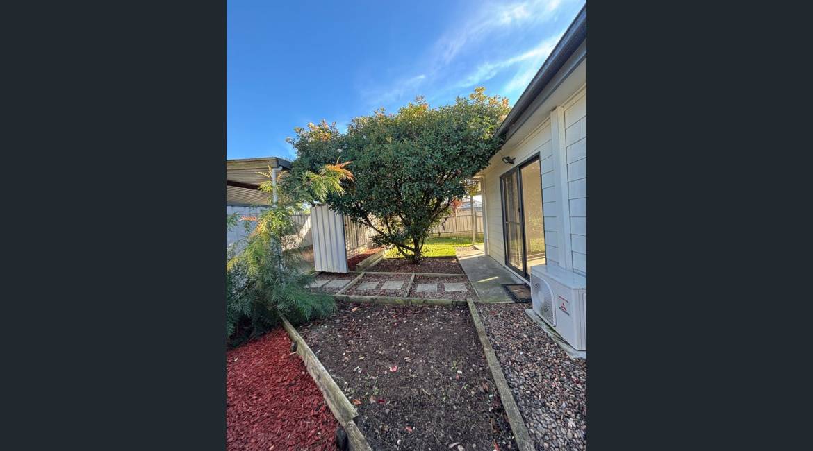 19B Merthyr, Kurri Kurri, NSW 2327 Australia