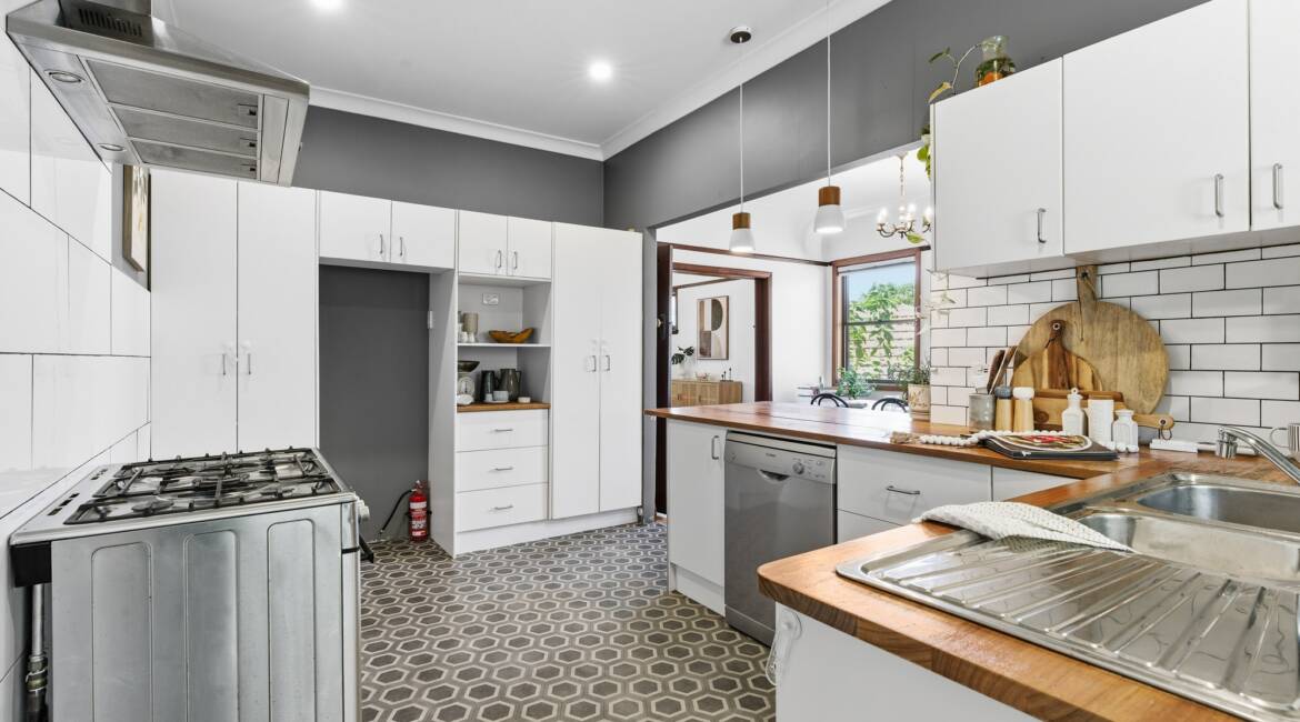 72 Woodstock Street, Mayfield, NSW 2304 AUSTRALIA