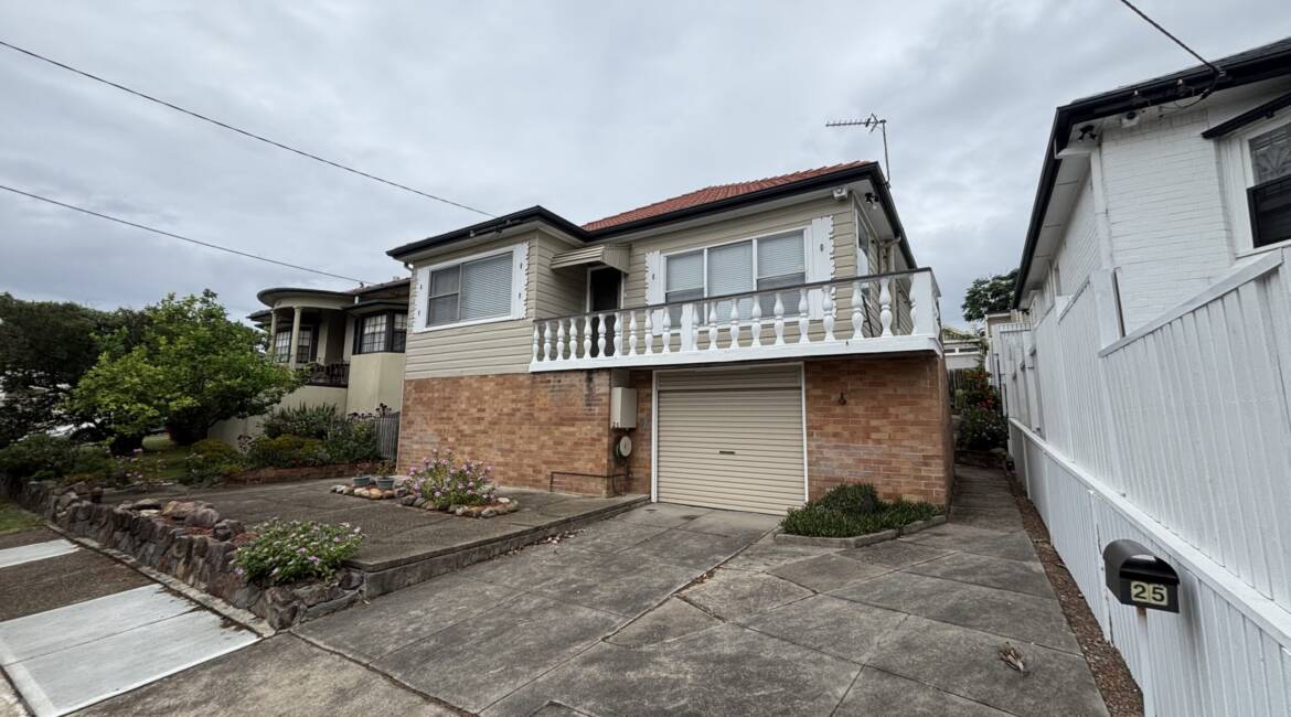 25 Thomas St, Hamilton South, NSW 2303 Australia