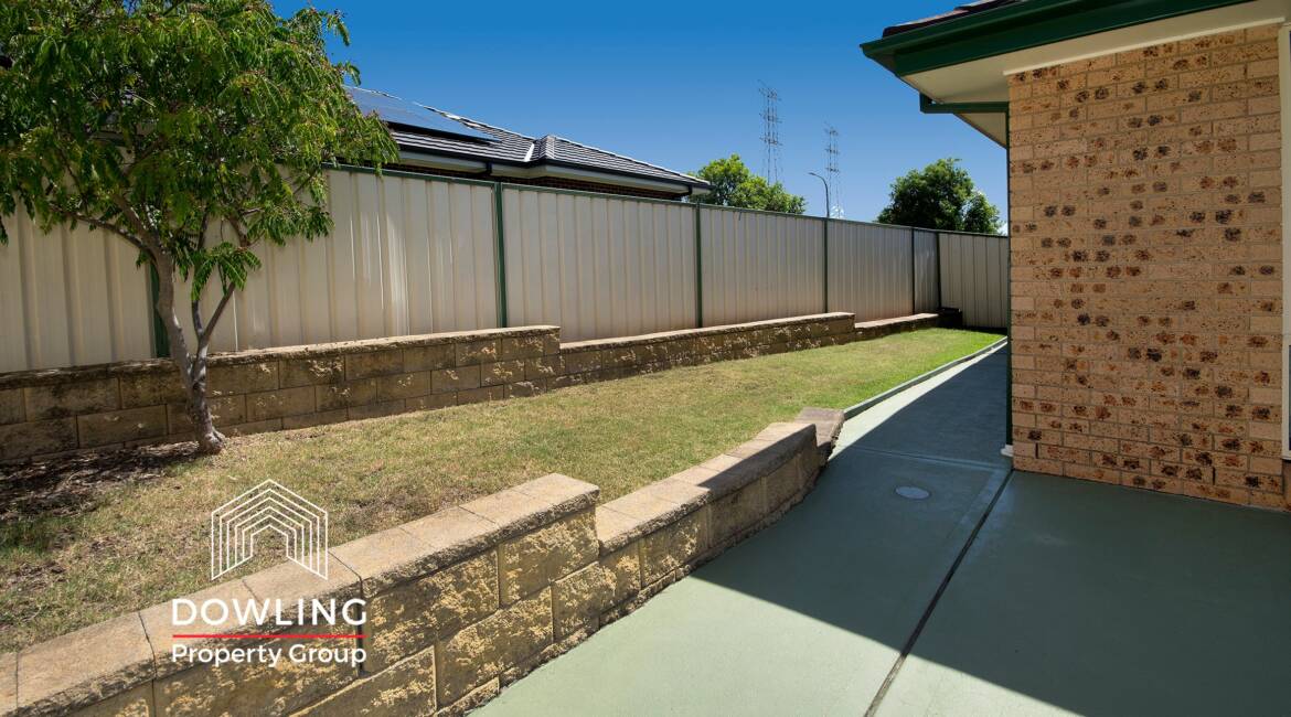 42 Decora Crescent, Warabrook, NSW 2304 AU