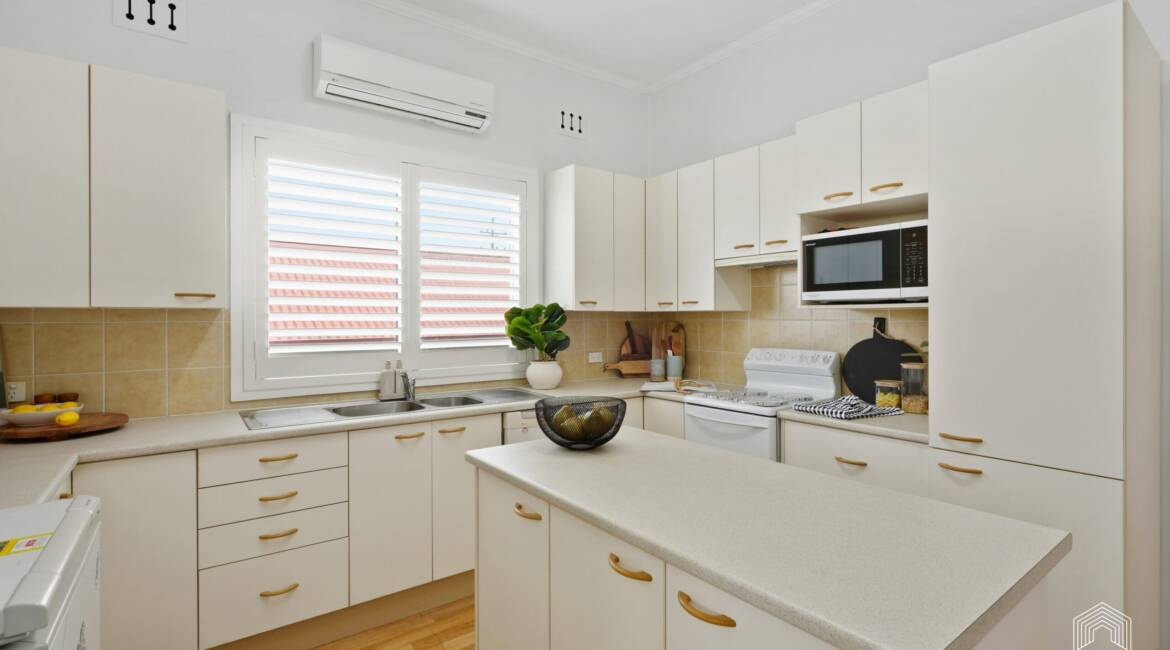 27 Lorna Street, Waratah, NSW 2298 AUSTRALIA