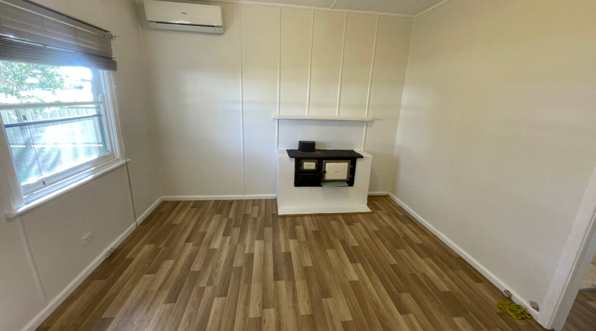 19 Merthyr St, Kurri Kurri, NSW 2327 Australia