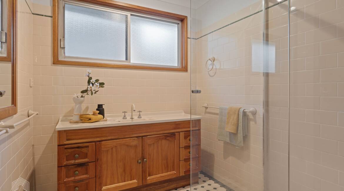 33 Acacia Avenue, Waratah West, NSW 2298 AUSTRALIA